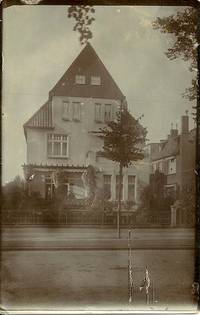 Dieses Haus Roeckstraße 23 gehörte Dr. Max Stern, dem Bruder von Elsa Strauß.