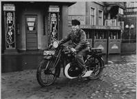 Kurt Moritz auf dem Motorrad: Familienarchiv Dennis Wiener